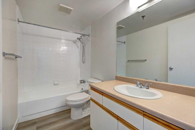 301 - 128 2 Avenue Se, Condo with 3 bedrooms, 2 bathrooms and 1 parking in Calgary AB | Image 25