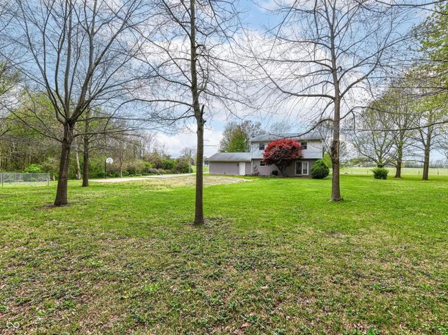 6113 N 250 E, House other with 4 bedrooms, 2 bathrooms and null parking in Greenfield IN | Image 47