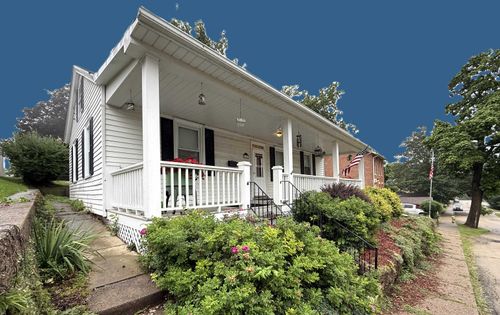 125 S High St, Galena, IL, 61036-1714 | Card Image