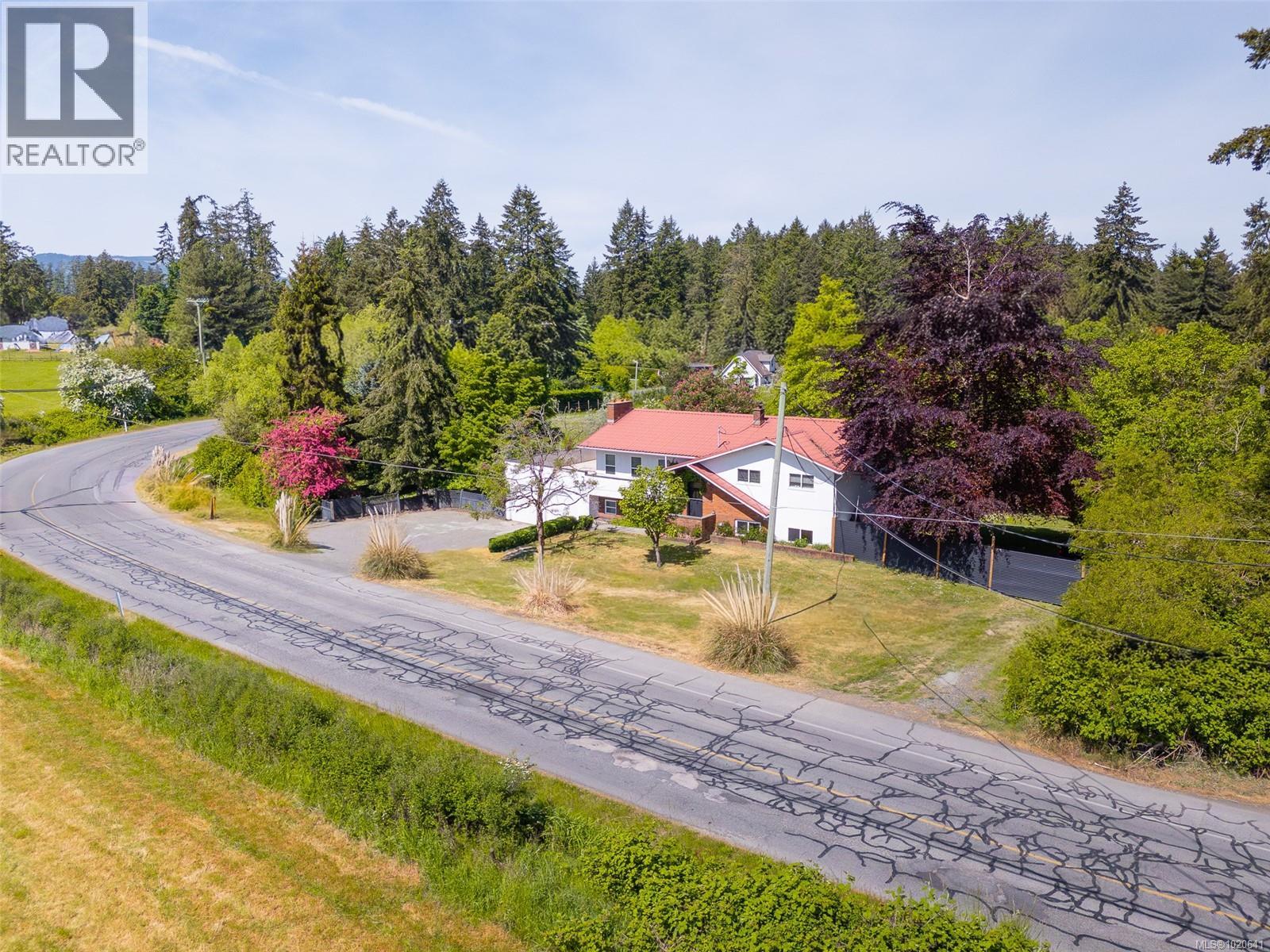 Residential in Cowichan Bay 2