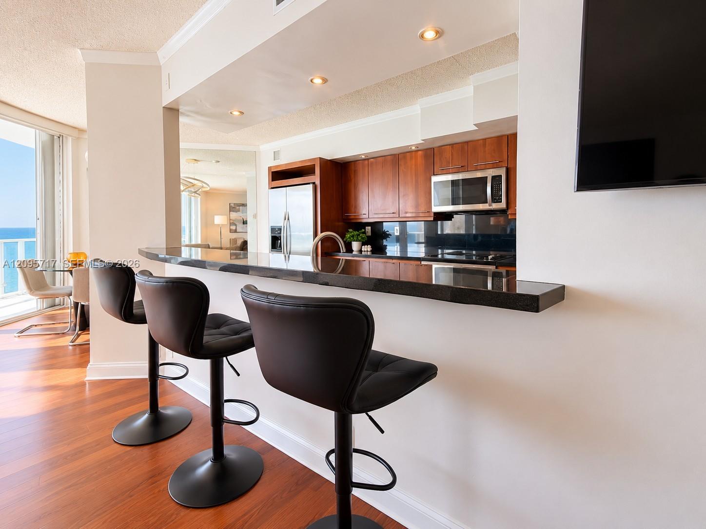 Residential Lease in Sunny Isles Beach 4