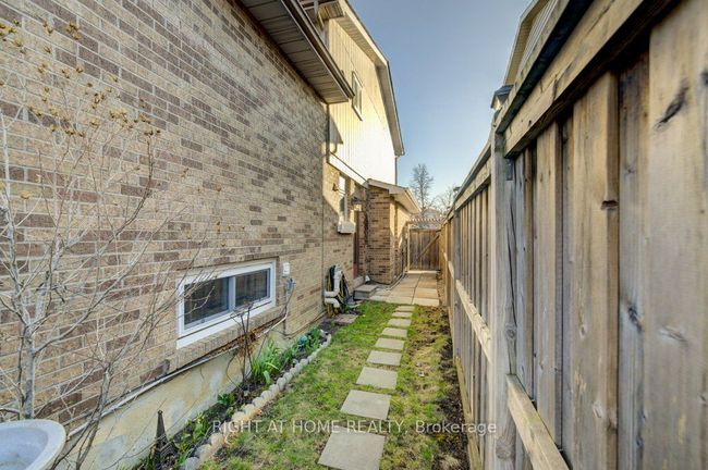 34 Langston Dr, House attached with 5 bedrooms, 3 bathrooms and 2 parking in Brampton ON | Image 34