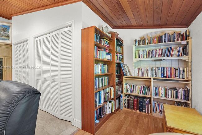 6551 Sw 126 Th St, House other with 5 bedrooms, 3 bathrooms and null parking in Pinecrest FL | Image 13