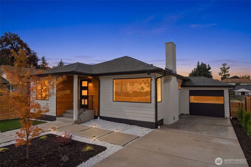 4807 15th Ave S, Seattle, WA, 98108-1855 | Card Image