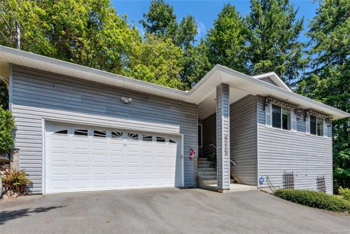 912 Gade Rd, Langford, BC, V9B4Z6 | Card Image