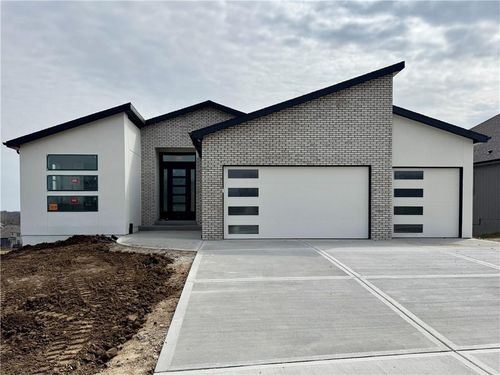 4101 Nw 77th Ter, Kansas City, MO, 64151-4418 | Card Image