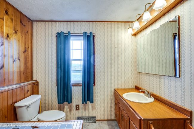 5222 Criswell Rd, House other with 2 bedrooms, 3 bathrooms and null parking in Apple Creek OH | Image 22