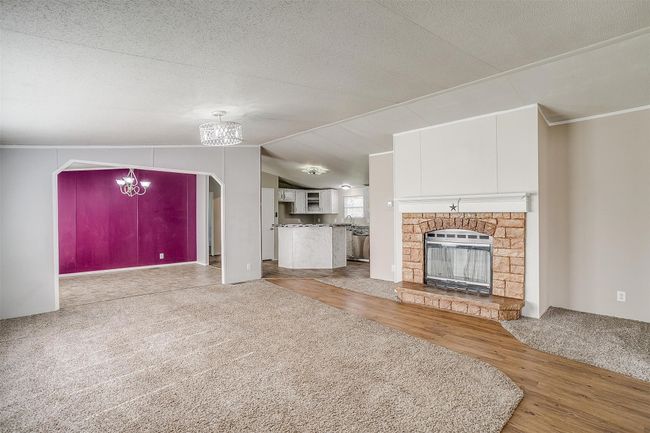 129 Clay Ct, House other with 3 bedrooms, 2 bathrooms and null parking in Springtown TX | Image 6