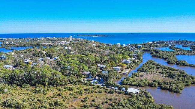 16490 Sw Indiana Ave, House other with 4 bedrooms, 4 bathrooms and null parking in CEDAR KEY FL | Image 79