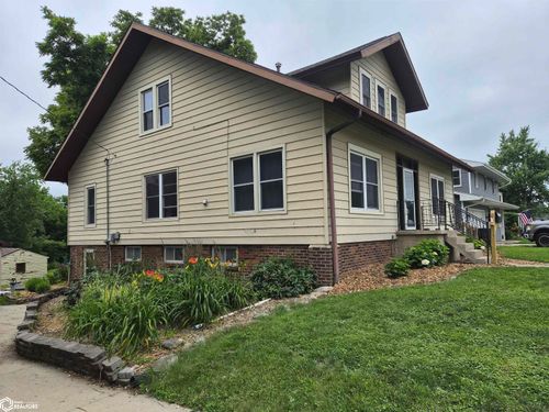 1225 N 4th Ave W, Newton, IA, 50208-1917 | Card Image