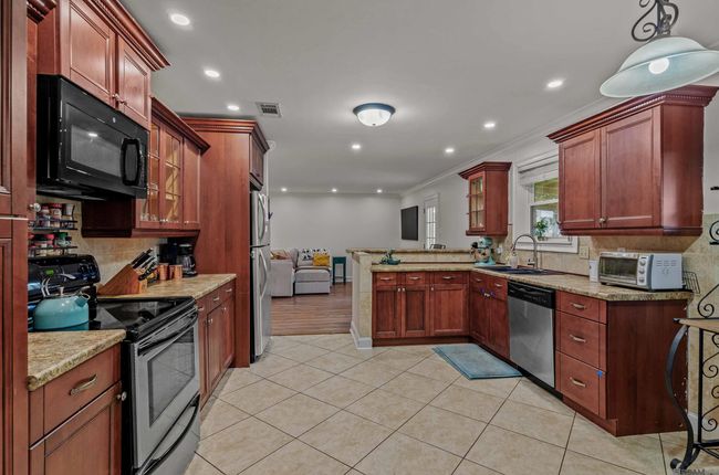 3428 Madeira Dr, House other with 3 bedrooms, 2 bathrooms and null parking in Baton Rouge LA | Image 9
