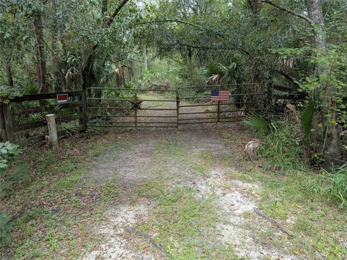 7062 Crooked Creek Ln, ZOLFO SPRINGS, FL, 33890-3812 | Card Image