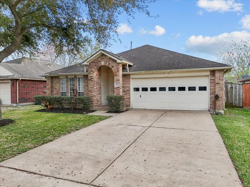 9210 Barton Ct, La Porte, TX, 77571-3950 | Card Image