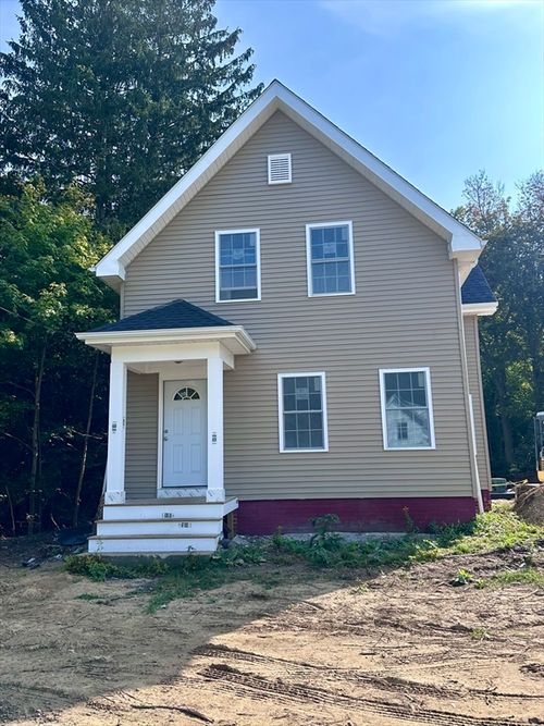 386 Bedford St, East Bridgewater, MA, 02333-1906 | Card Image