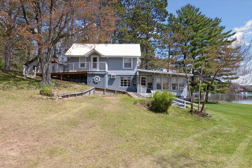 10458 Sleepy Hollow Ln, Mecosta, MI, 49332-9526 | Card Image