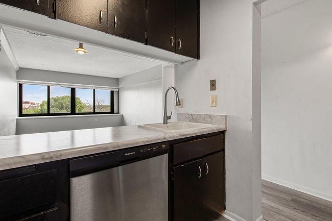 16-web-or-mls-1920 S 1st St 408-14.jpg | Image 12