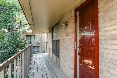 apt-222-5916 Birchbrook Dr, Dallas, TX, 75206-4593 | Card Image