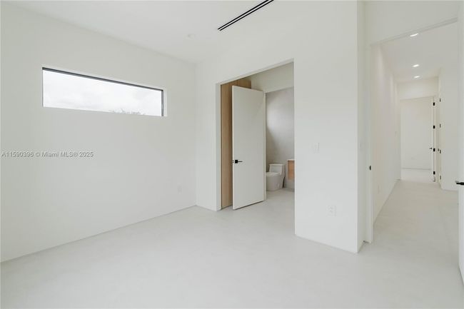 549 East Dr, House other with 4 bedrooms, 4 bathrooms and null parking in Miami Springs FL | Image 51