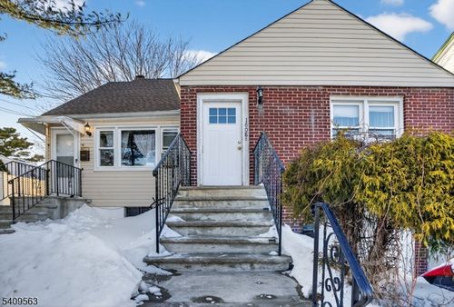 2-1608 Van Ness Ter, Union, NJ, 07083-4016 | Card Image