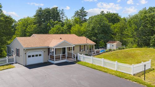 16 Beech Ridge Rd, Scarborough, ME, 04074-9754 | Card Image