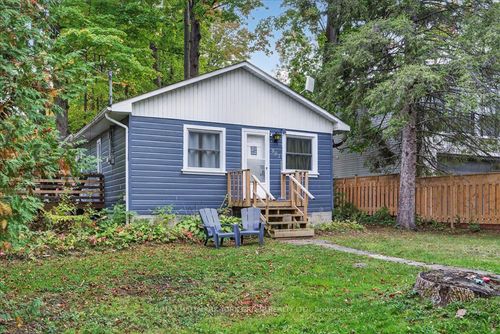 881 Clifton Blvd, Innisfil, ON, L9S4L7 | Card Image