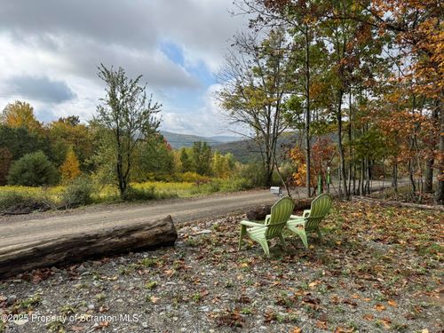 636 Darrow Rd, NEW MILFORD, PA, 18834-6636 | Card Image