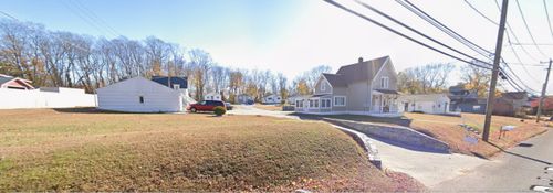 68-70 Black Point Rd, Niantic, CT, 06357 | Card Image
