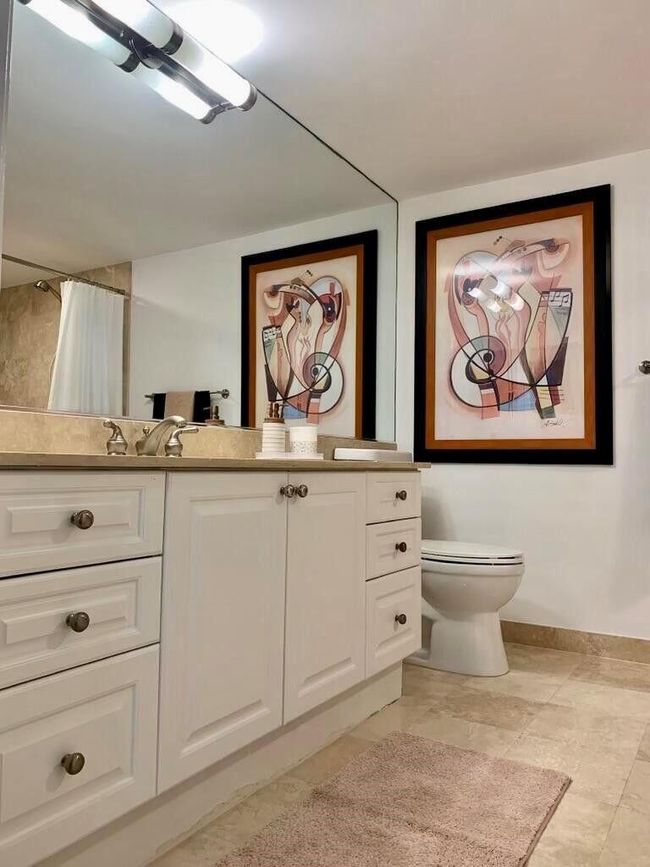 APT-401 - 99 Se Mizner Blvd, Condo with 2 bedrooms, 2 bathrooms and null parking in Boca Raton FL | Image 30