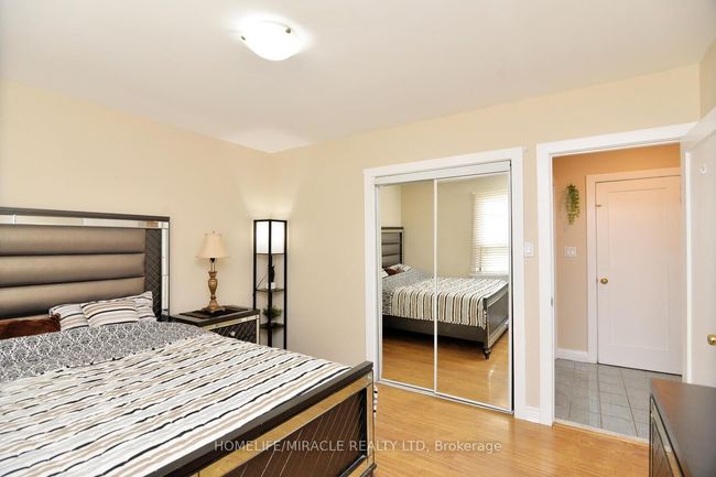 7 Sophia St, House other with 3 bedrooms, 2 bathrooms and 4 parking in Brampton ON | Image 20