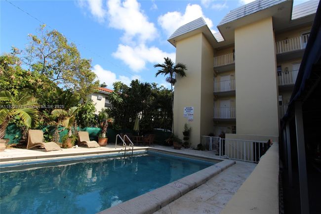 APT-202 - 427 Santander Ave, Condo with 0 bedrooms, 1 bathrooms and null parking in Coral Gables FL | Image 15