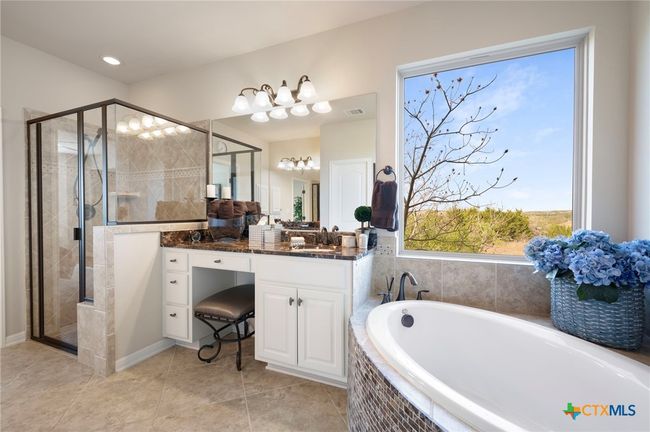 182 Emma Loop, House other with 4 bedrooms, 4 bathrooms and null parking in Austin TX | Image 20