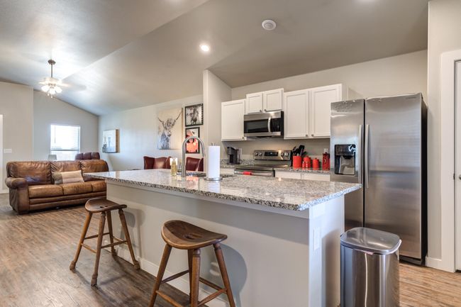 404 E 31 St St, House other with 3 bedrooms, 2 bathrooms and null parking in Wolfforth TX | Image 17