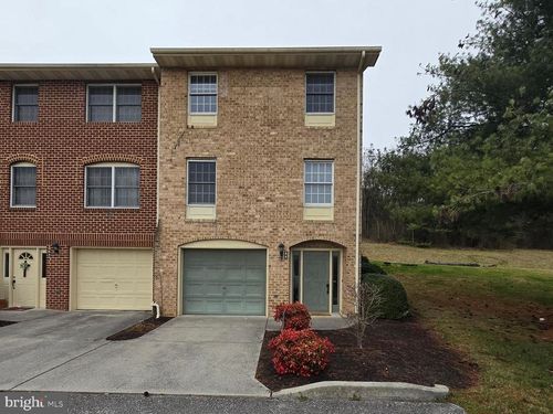 85 Leatherman Dr, FALLING WATERS, WV, 25419-7601 | Card Image