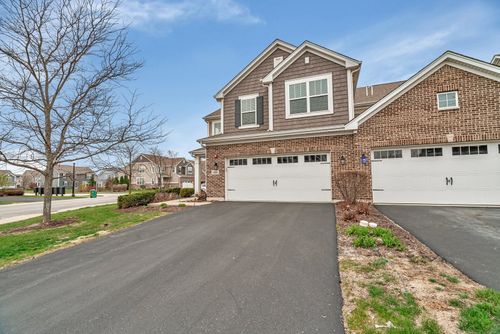 16041 W Coneflower Dr, Lockport, IL, 60441-4108 | Card Image