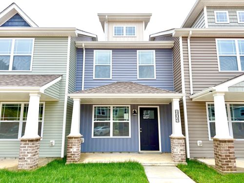 904 Peaceful Pl, Clarksville, TN, 37040-7658 | Card Image