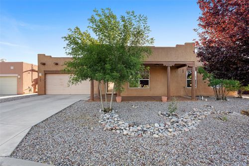 4704 Contenta Rdg, Santa Fe, NM, 87507-6604 | Card Image