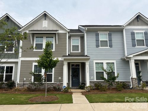 10121 Mamillion Dr, Huntersville, NC, 28078-4024 | Card Image