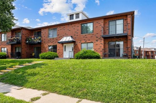 apt-23-850 Kerry Ln Se, Cedar Rapids, IA, 52403-4533 | Card Image