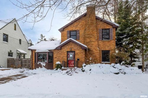 3019 E 18th St, Davenport, IA, 52803-3503 | Card Image