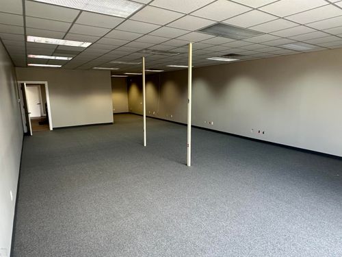 64007 Van Dyke Rd, Washington Township, MI, 48095-2854 | Card Image