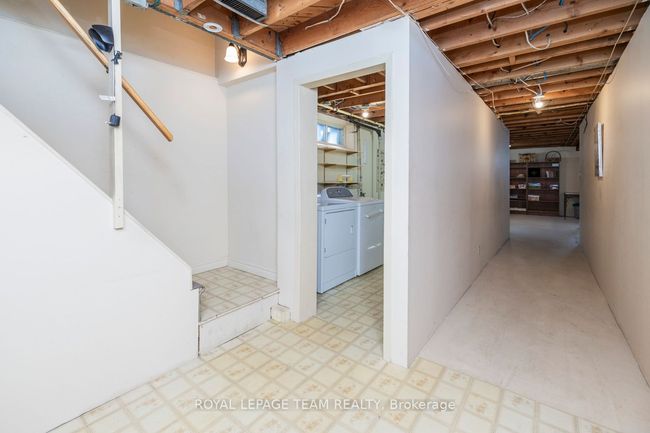 24 Ellery Cres, House other with 3 bedrooms, 2 bathrooms and 4 parking in Nepean ON | Image 36
