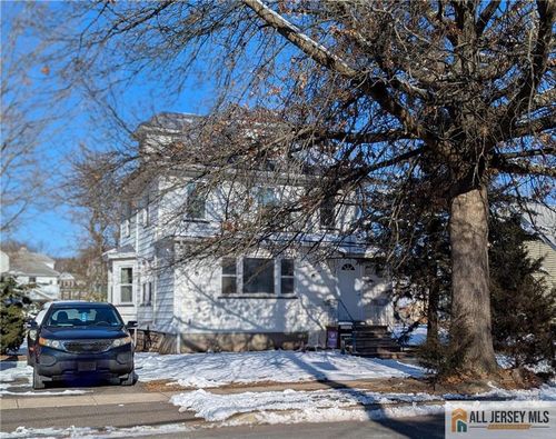 220 1st St, Dunellen, NJ, 08812-1304 | Card Image