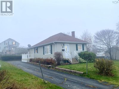 1012 May St, House other with 2 bedrooms, 2 bathrooms and null parking in Scotchtown NS | Image 1