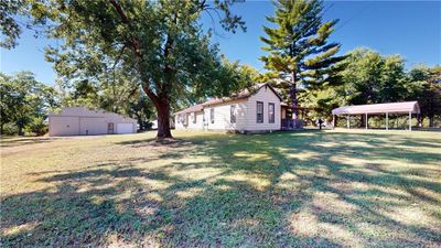 608-618 E Sycamore Street, House other with 3 bedrooms, 2 bathrooms and null parking in Nevada MO | Image 2