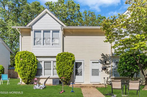 168 Stratford Pl, Lakewood, NJ, 08701-1467 | Card Image