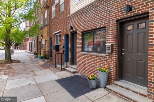 1152 S 11th St, PHILADELPHIA, PA, 19147-4665 | Card Image