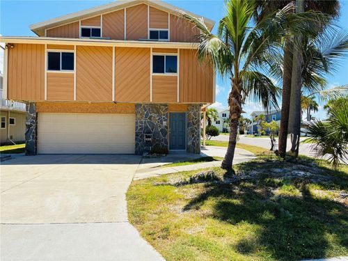 17601 1st St E, REDINGTON SHORES, FL, 33708-1215 | Card Image