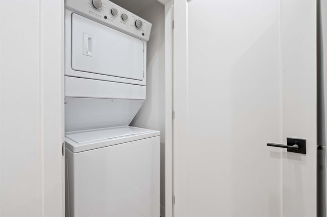 19666 75 B Ave, House other with 4 bedrooms, 4 bathrooms and 3 parking in Langley BC | Image 35