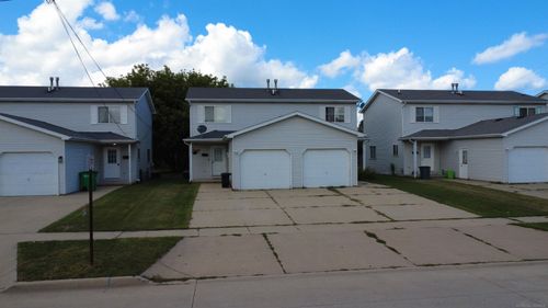 157 Rural St, Port Huron, MI, 48060-4124 | Card Image