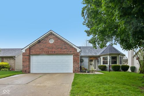 12428 Winding Creek Ln, Indianapolis, IN, 46236-9368 | Card Image
